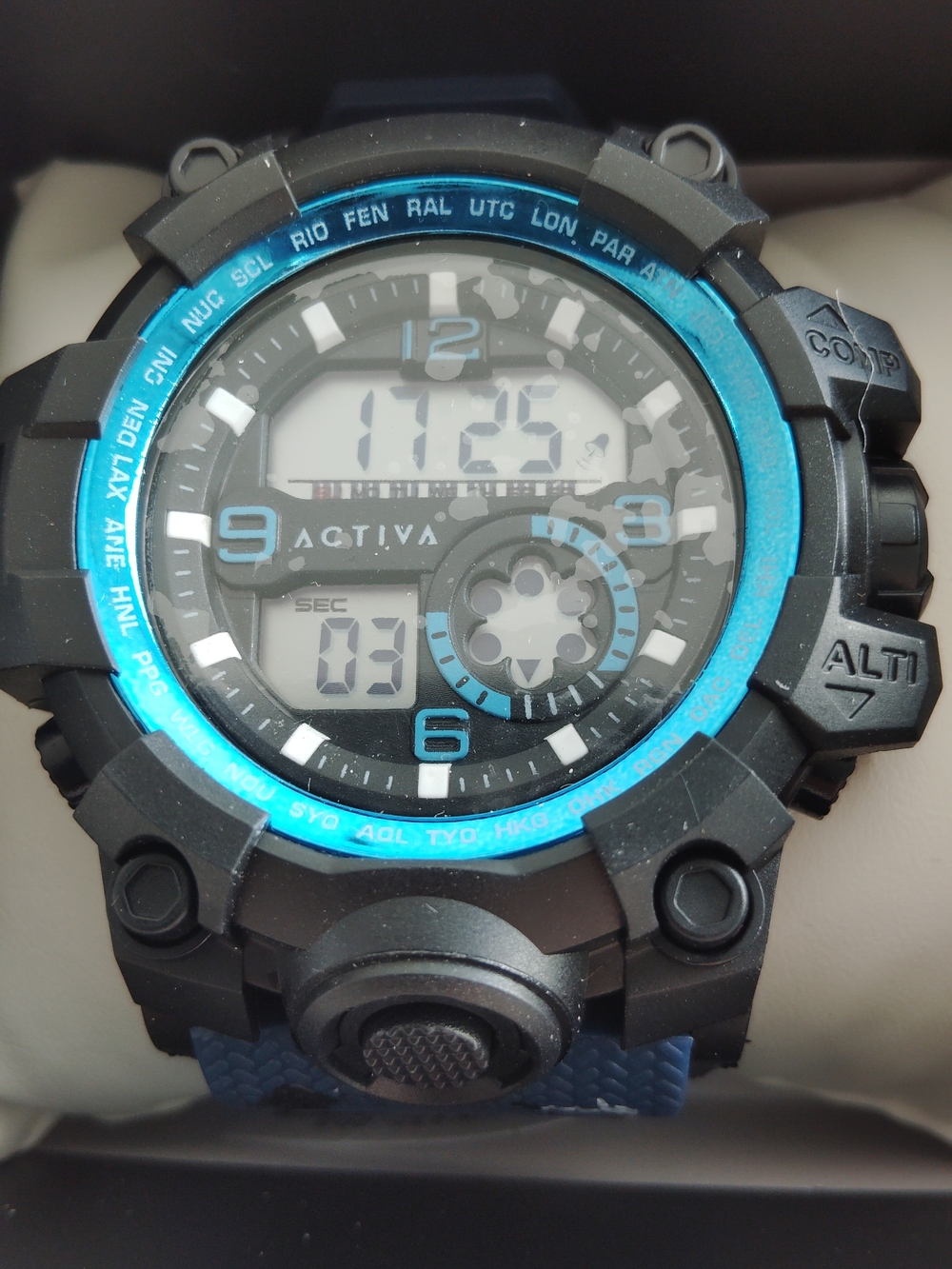 Activa by Invicta Endurance X Digital Sport Watch in Black and Blue 54.5mm - Picture 3 of 6